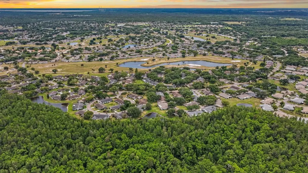 2034 Hawkhurst Circle Sun City Center FL 33573