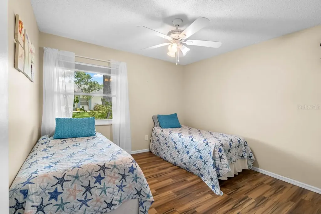 2034 Hawkhurst Circle Sun City Center FL 33573
