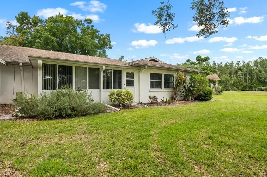 2034 Hawkhurst Circle Sun City Center FL 33573