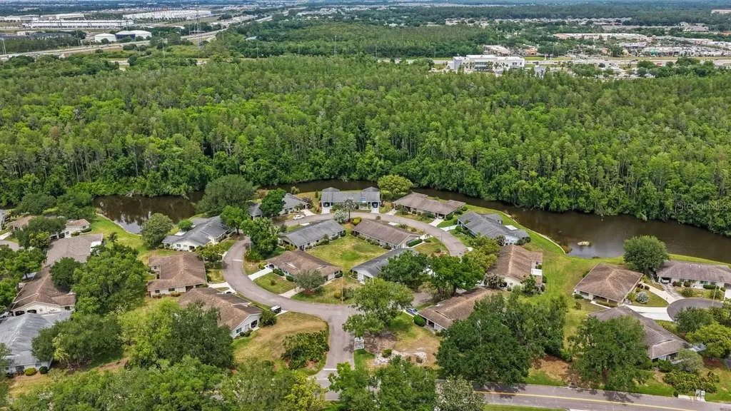 2034 Hawkhurst Circle Sun City Center FL 33573