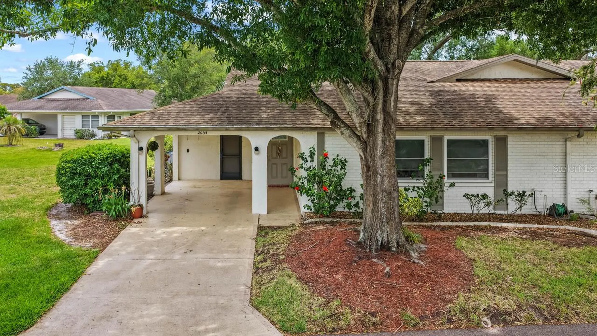 2034 Hawkhurst Circle Sun City Center FL 33573