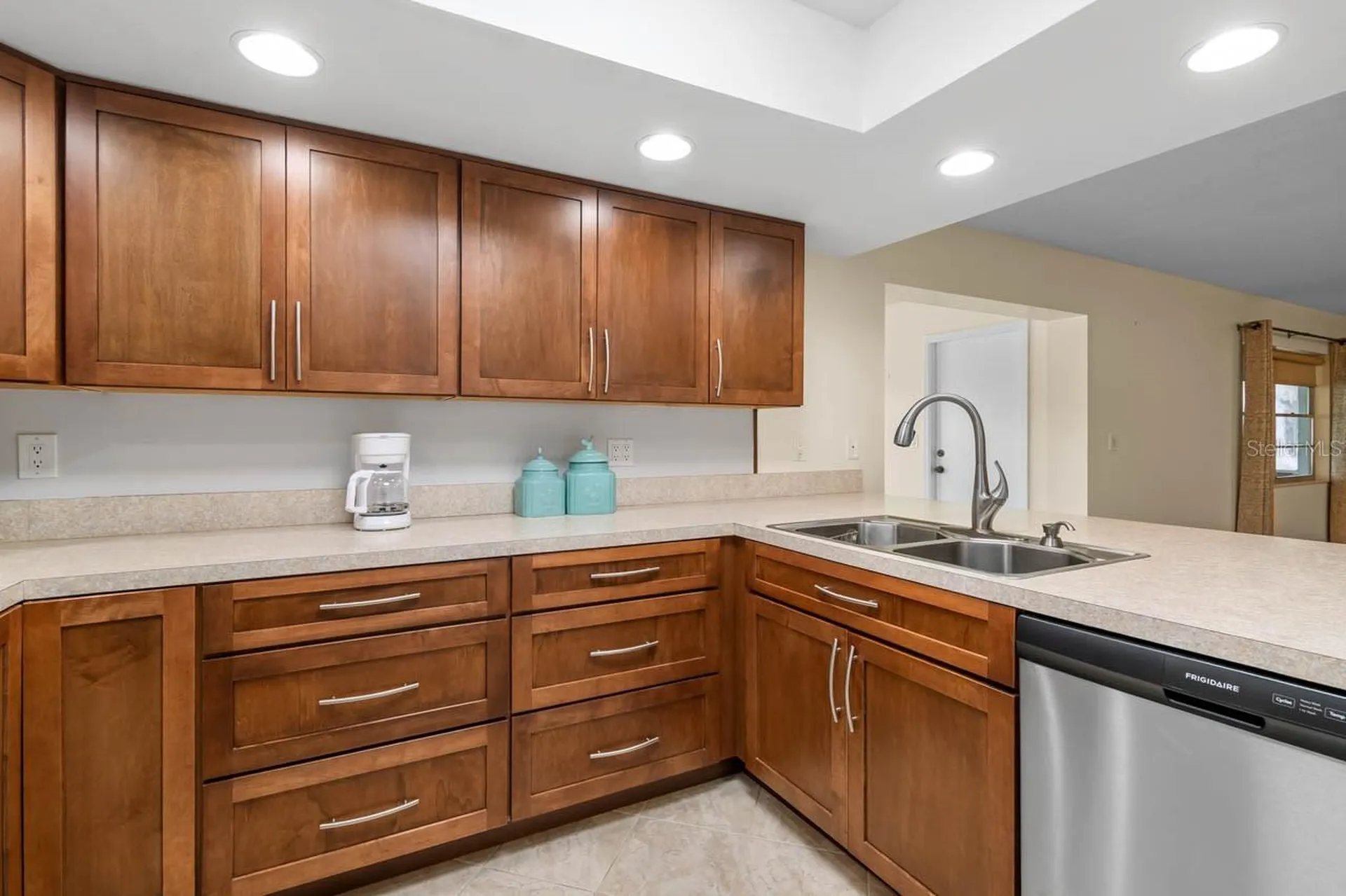 2034 Hawkhurst Circle Sun City Center FL 33573