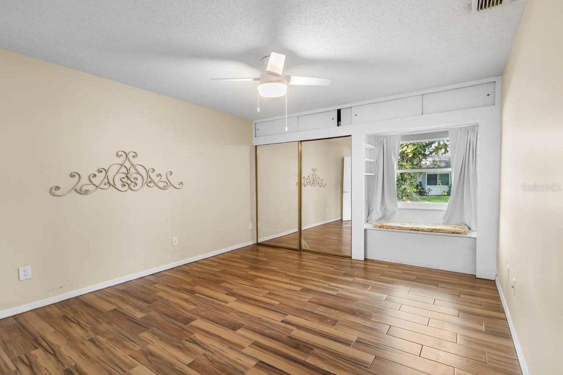 2034 Hawkhurst Circle Sun City Center FL 33573