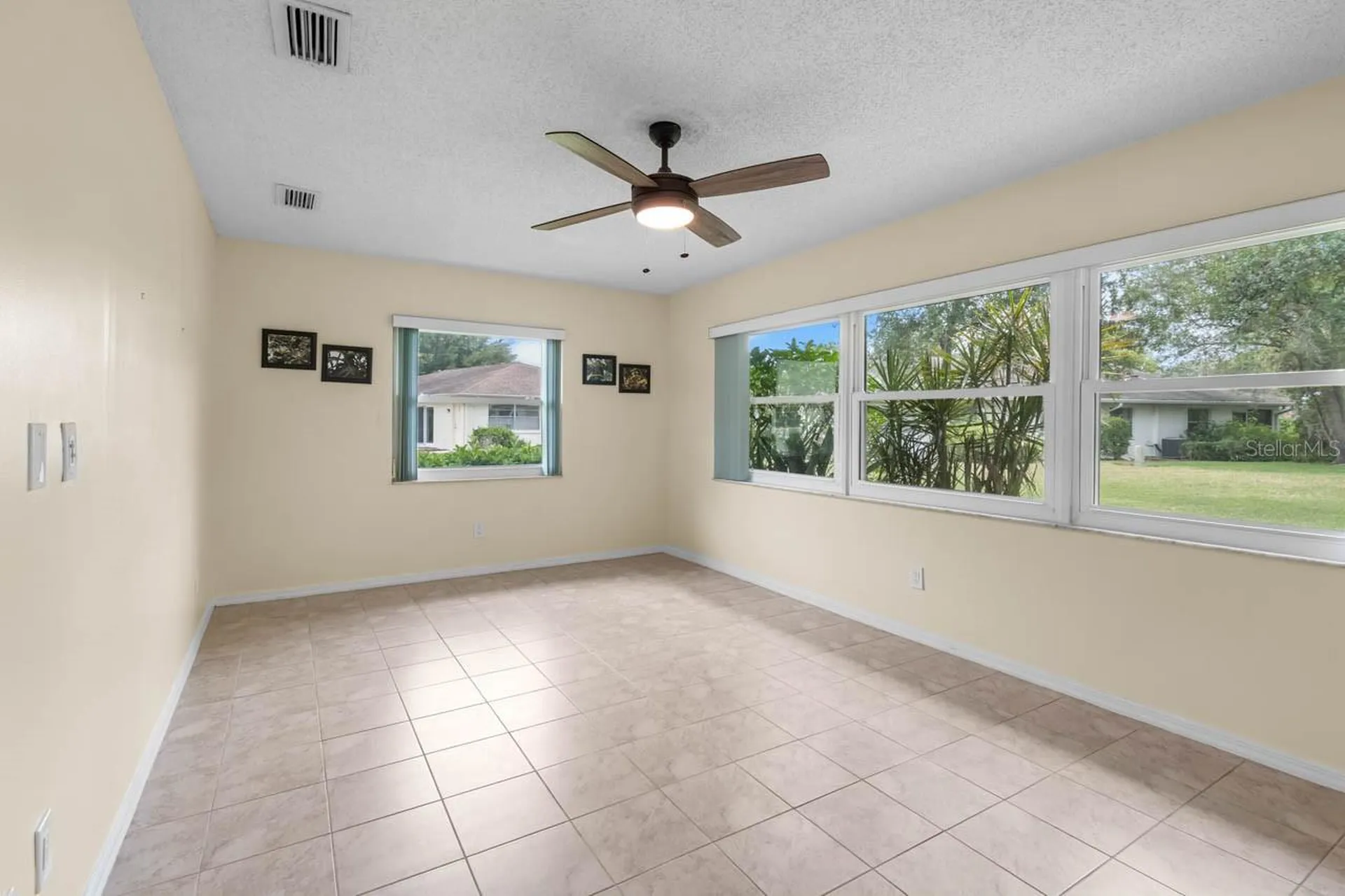 2034 Hawkhurst Circle Sun City Center FL 33573