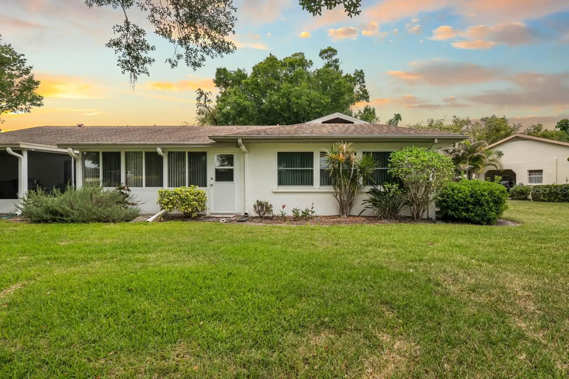 2034 Hawkhurst Circle Sun City Center FL 33573