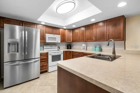 2034 Hawkhurst Circle Sun City Center FL 33573