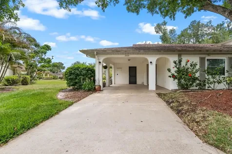 2034 Hawkhurst Circle Sun City Center FL 33573