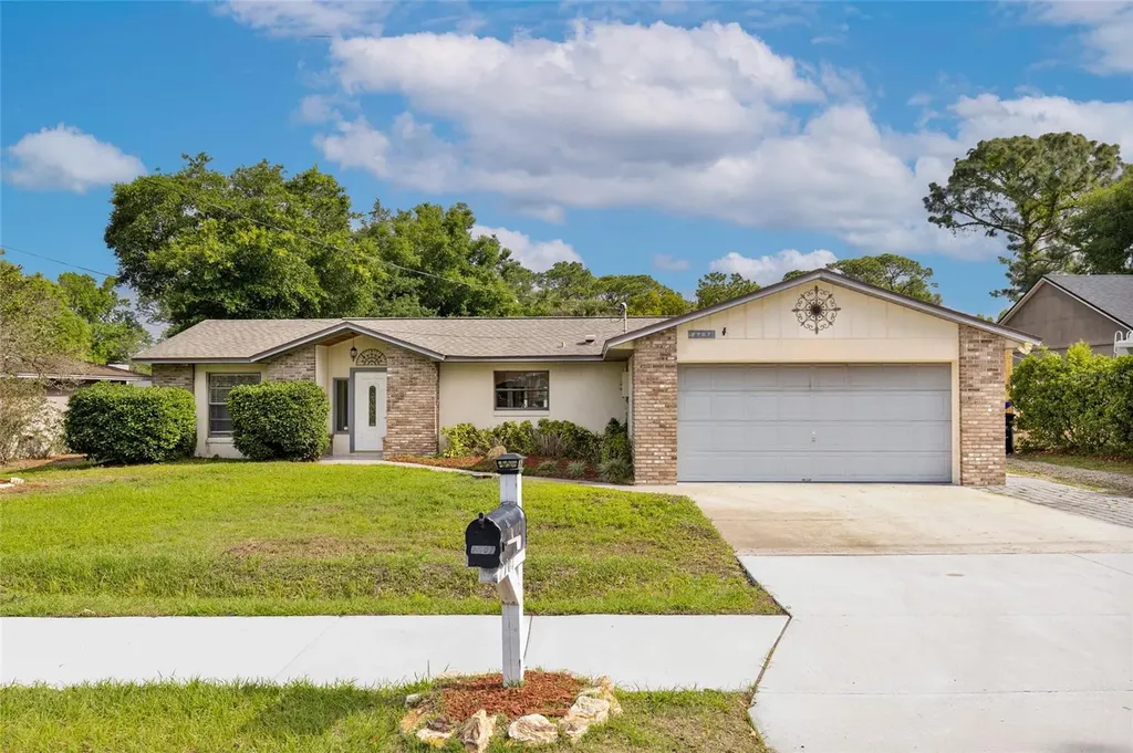 2707 Balkan Street Apopka FL 32703