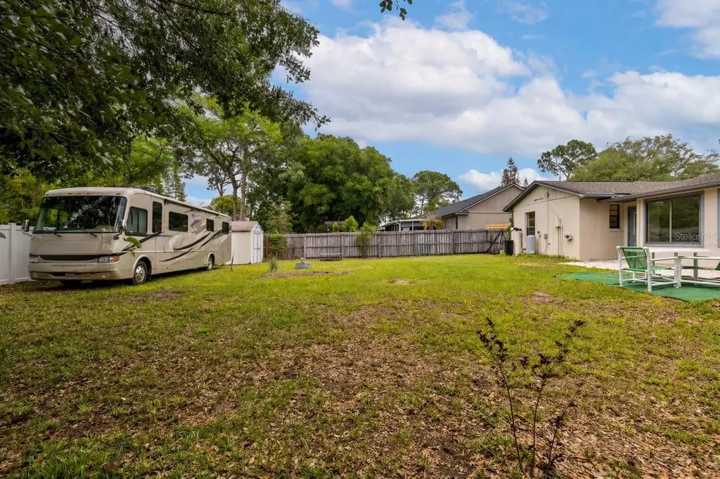 2707 Balkan Street Apopka FL 32703