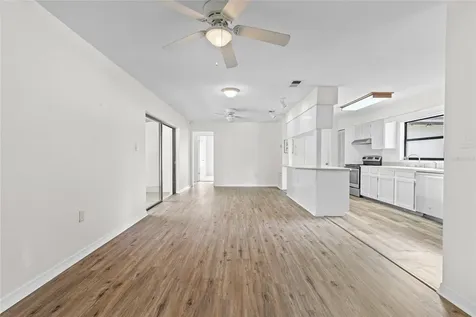2707 Balkan Street Apopka FL 32703