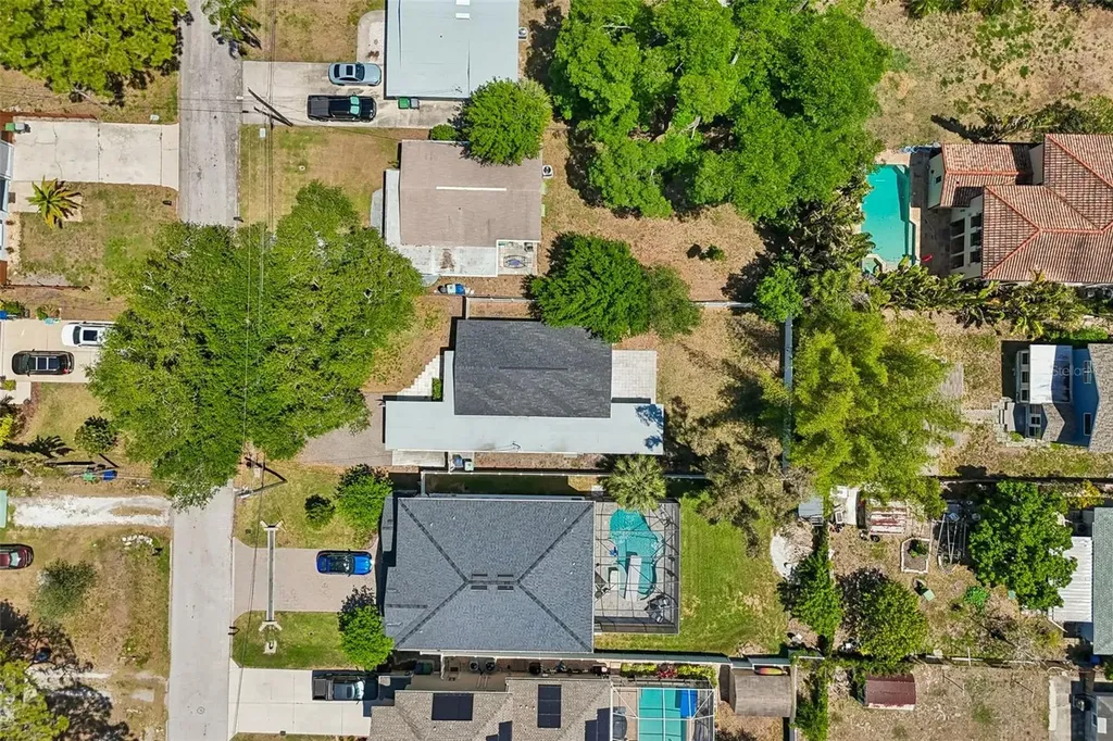 3320 W Iowa Avenue Tampa FL 33611