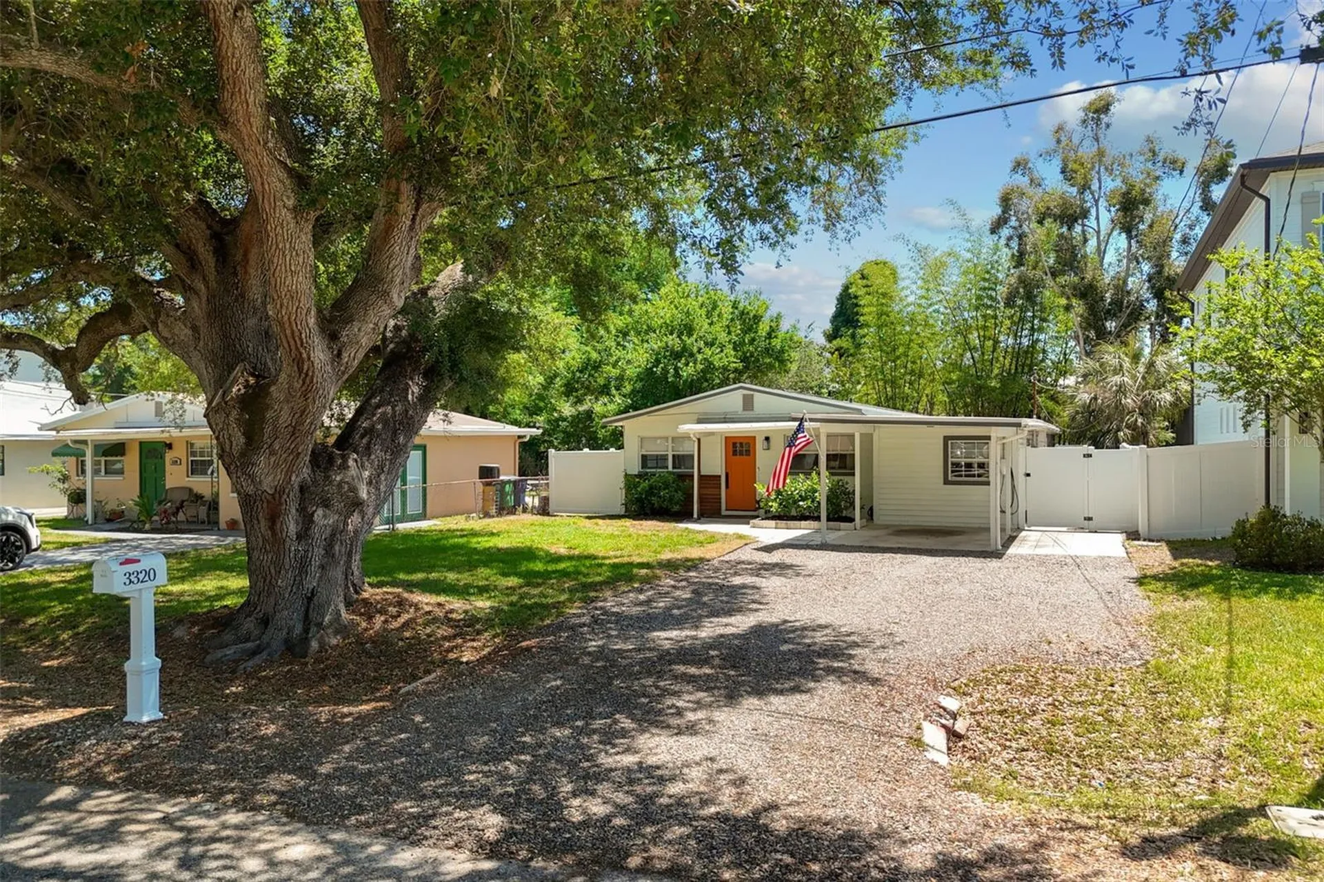 3320 W Iowa Avenue Tampa FL 33611
