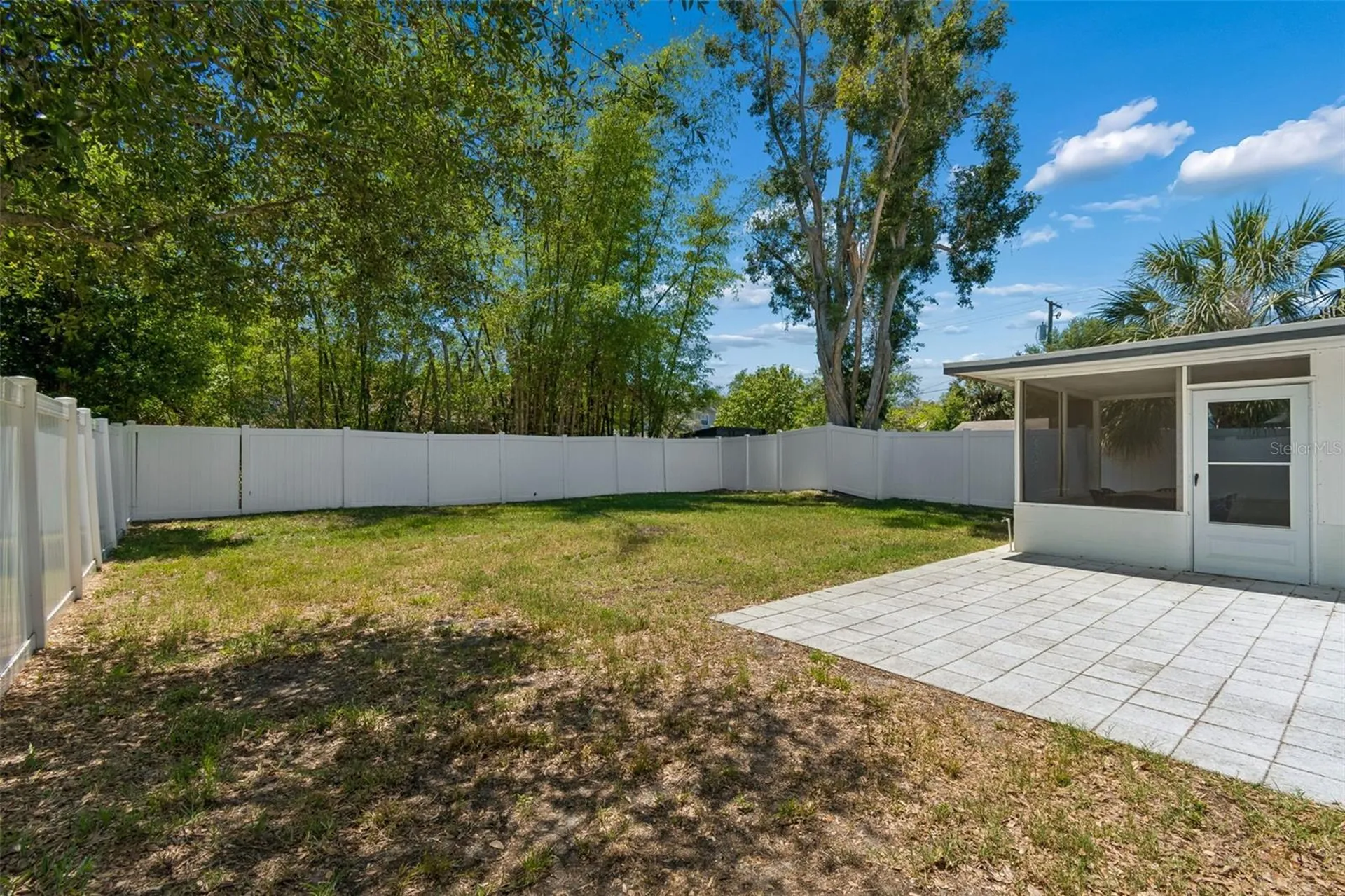 3320 W Iowa Avenue Tampa FL 33611