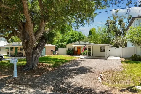 3320 W Iowa Avenue Tampa FL 33611