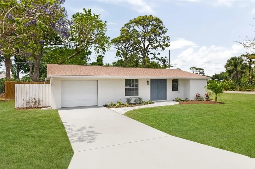 1160 Olympia Road Venice FL 34293