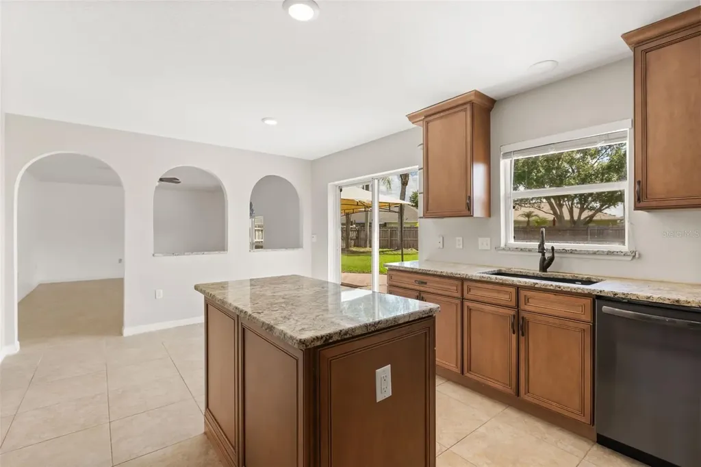 1915 Corner Crest Court Orlando FL 32820