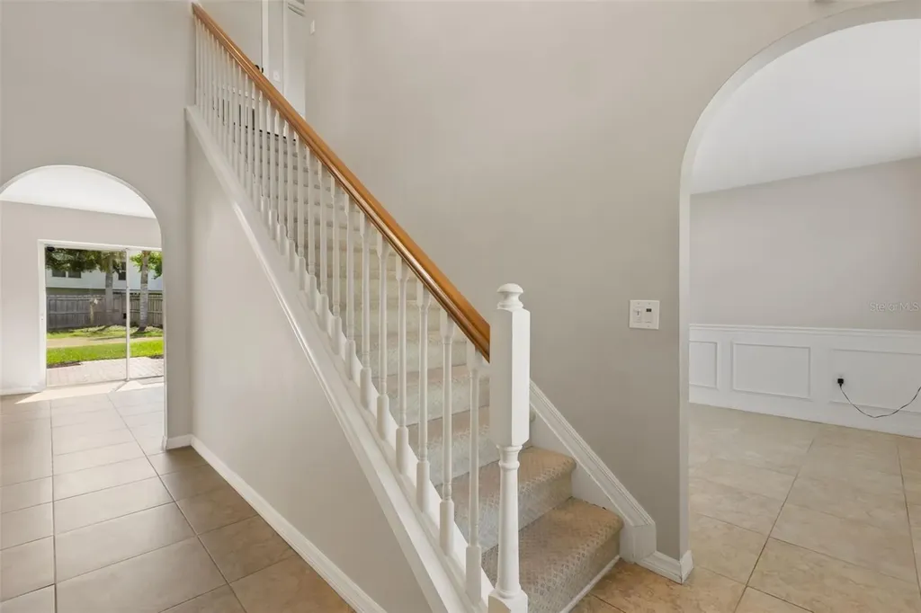 1915 Corner Crest Court Orlando FL 32820