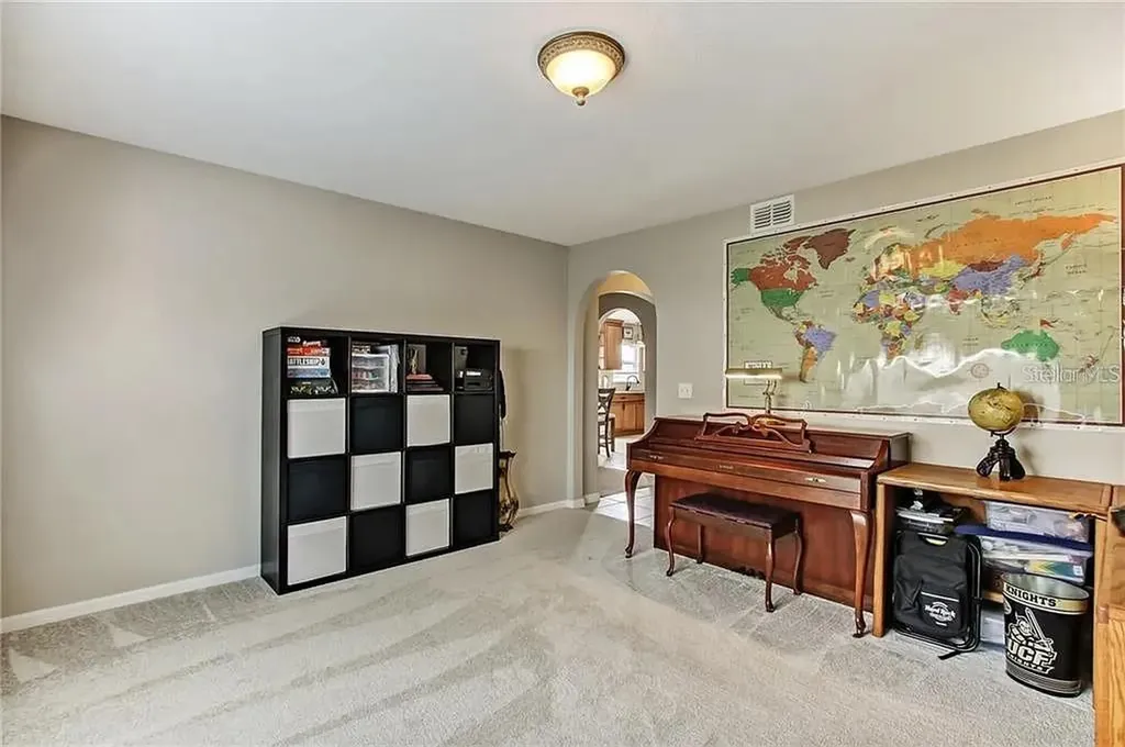 1915 Corner Crest Court Orlando FL 32820