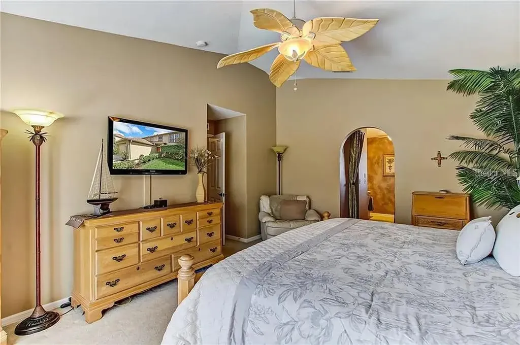 1915 Corner Crest Court Orlando FL 32820