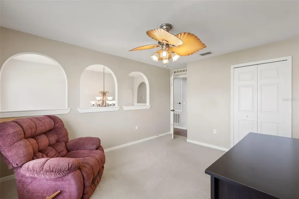 1915 Corner Crest Court Orlando FL 32820