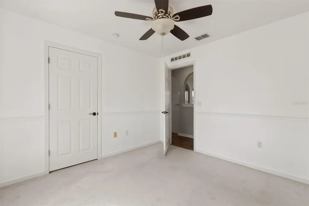 1915 Corner Crest Court Orlando FL 32820