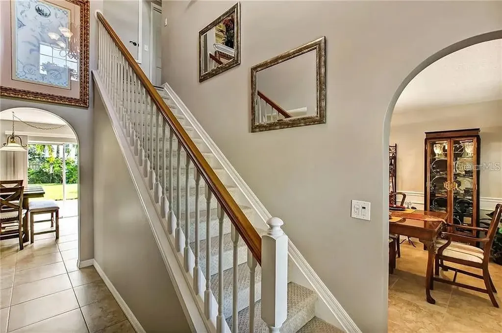 1915 Corner Crest Court Orlando FL 32820