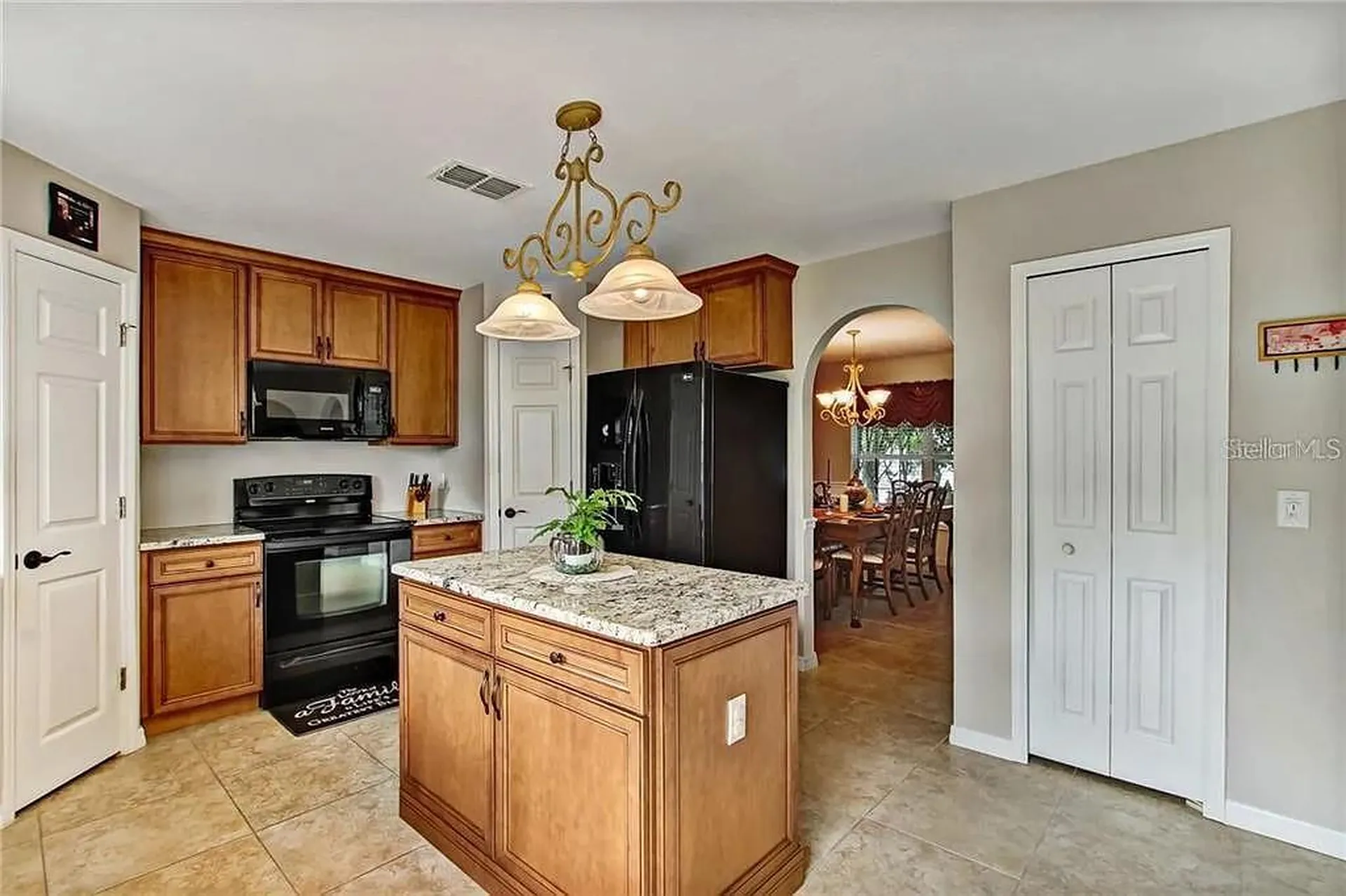 1915 Corner Crest Court Orlando FL 32820
