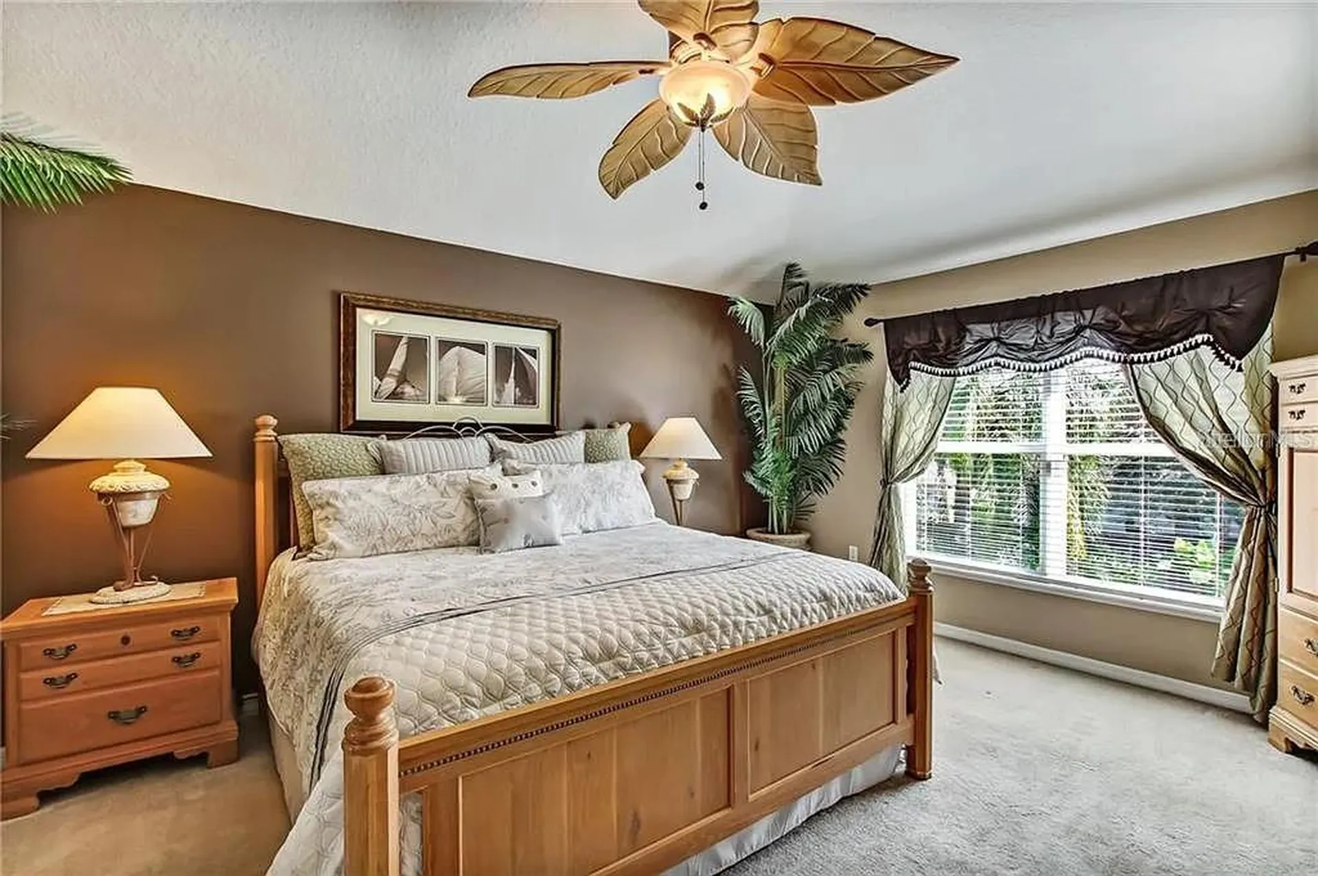1915 Corner Crest Court Orlando FL 32820