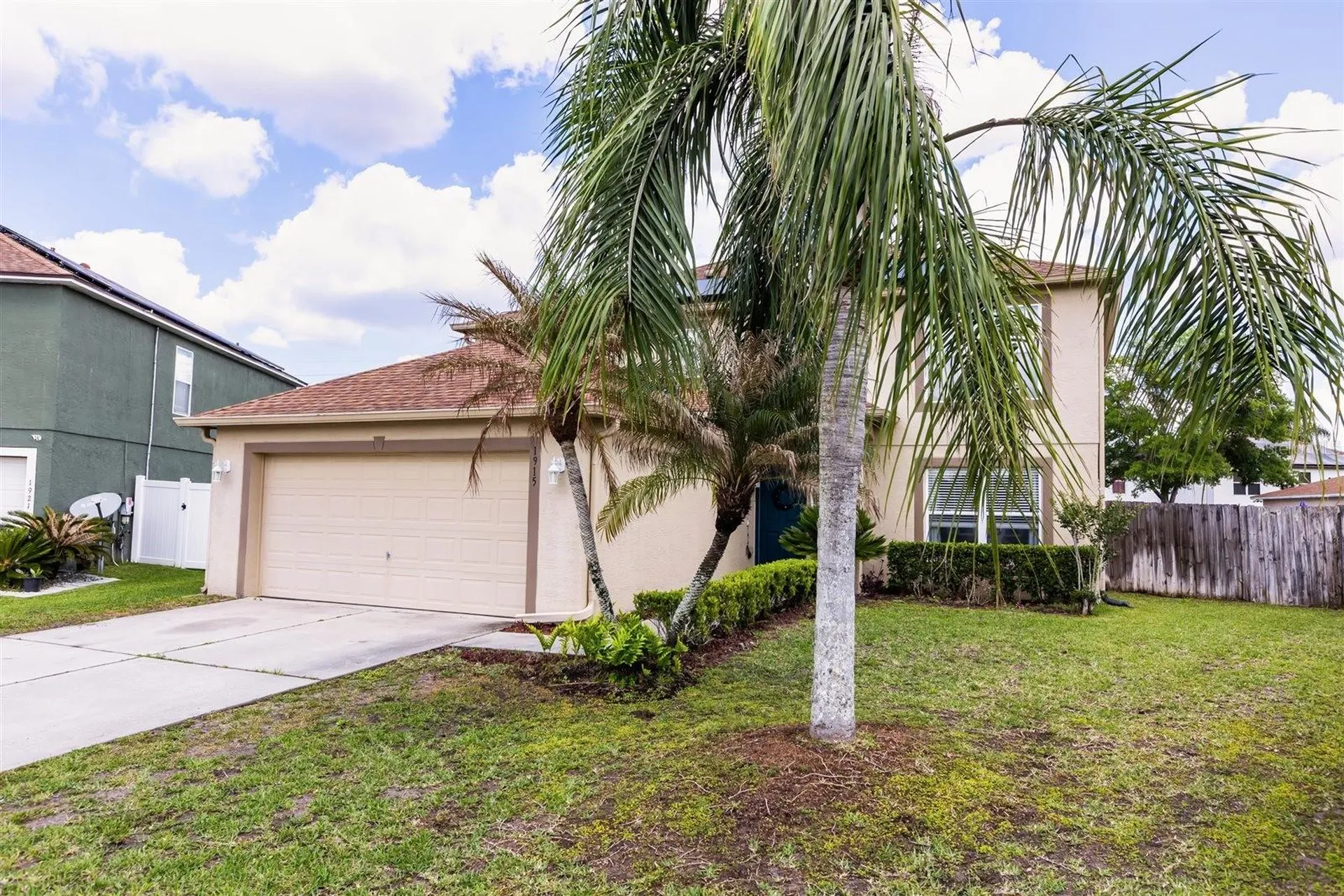 1915 Corner Crest Court Orlando FL 32820
