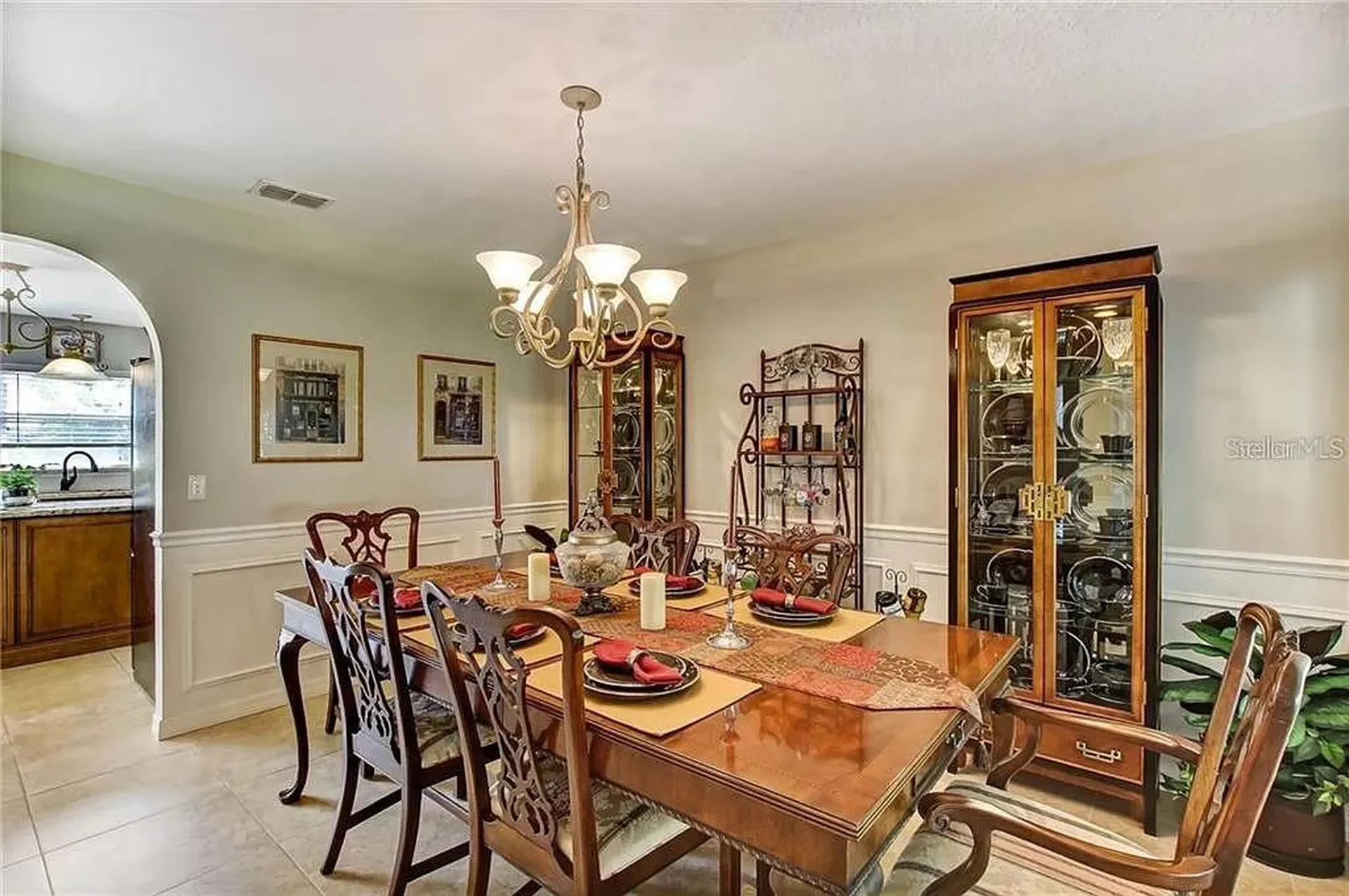 1915 Corner Crest Court Orlando FL 32820