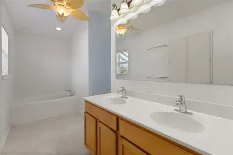 1915 Corner Crest Court Orlando FL 32820
