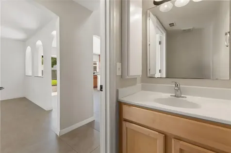 1915 Corner Crest Court Orlando FL 32820