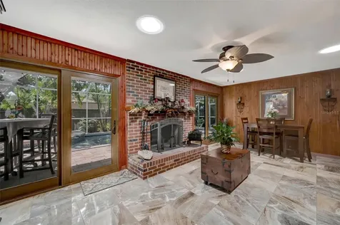 9782 55th Avenue N St Petersburg FL 33708