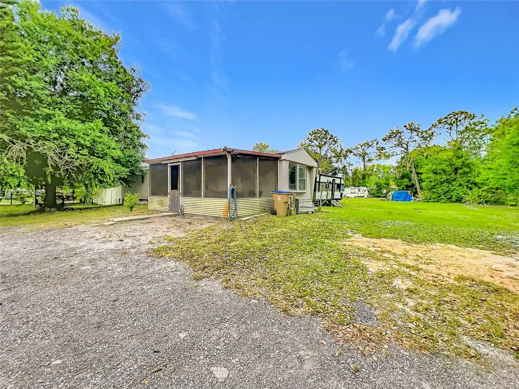 9059 Salem Road St Cloud FL 34773