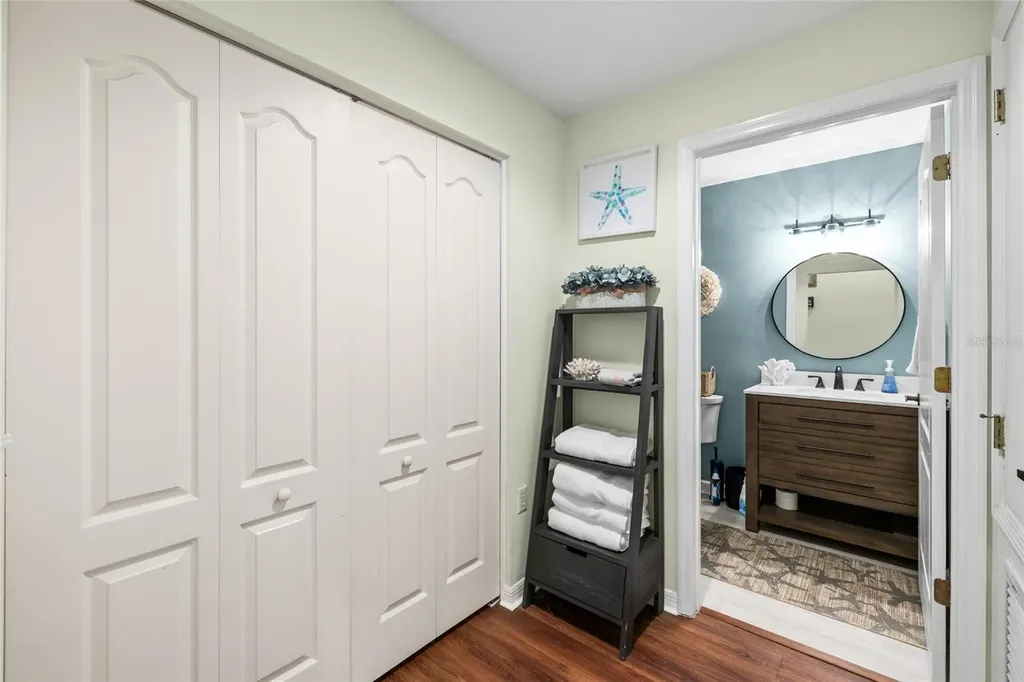 5231 Mahogany Run Avenue Sarasota FL 34241