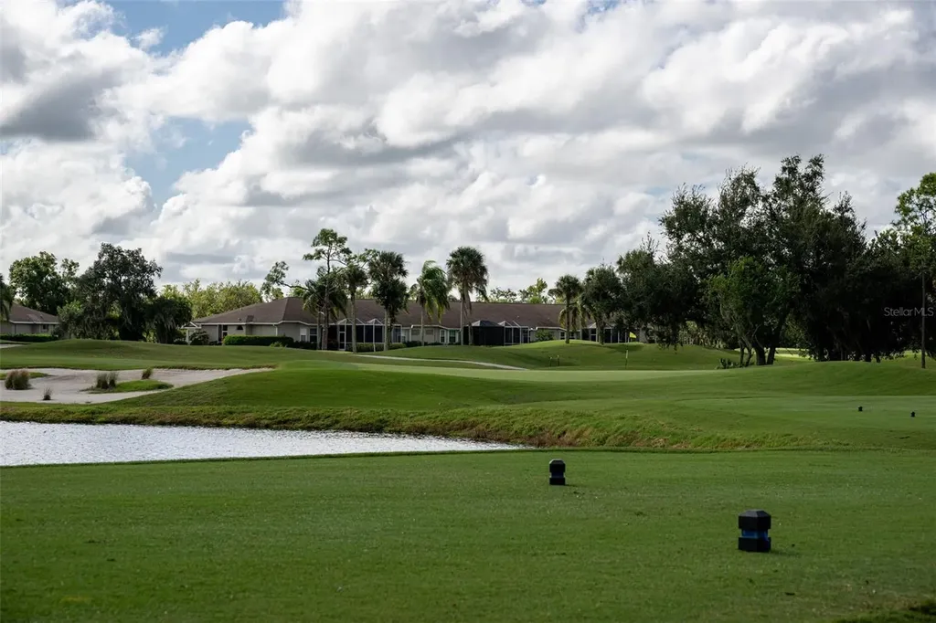 5231 Mahogany Run Avenue Sarasota FL 34241