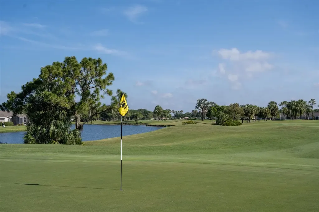 5231 Mahogany Run Avenue Sarasota FL 34241
