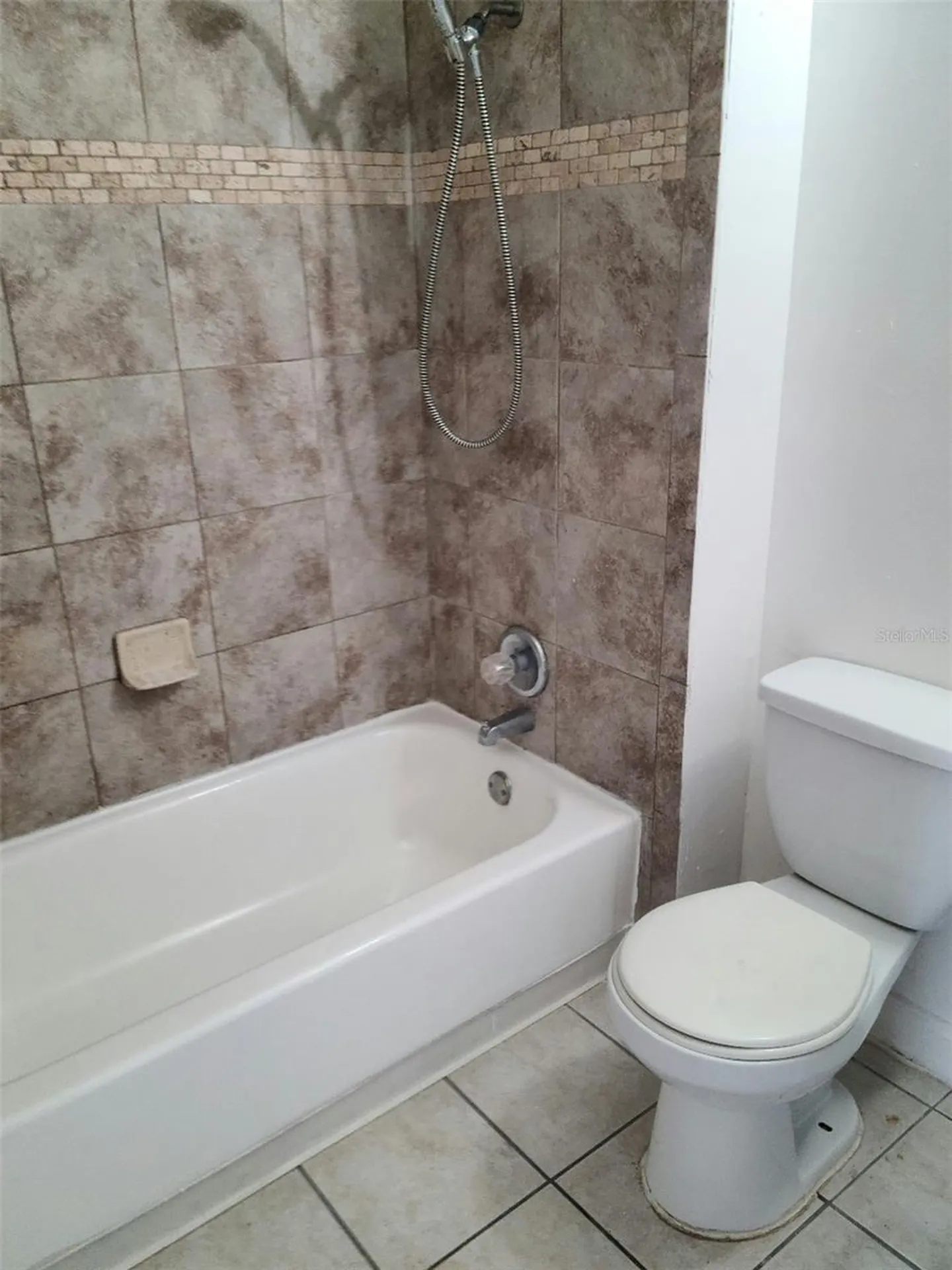 2330 Huntington Green Court Orlando FL 32839