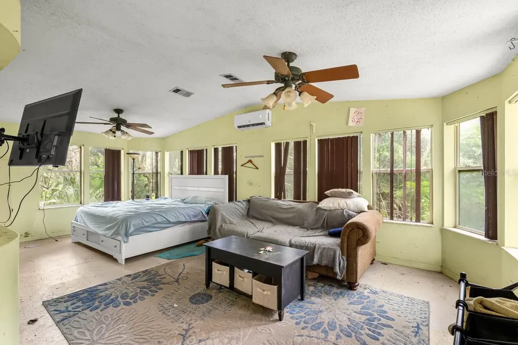 12730 Bullfrog Creek Road Gibsonton FL 33534