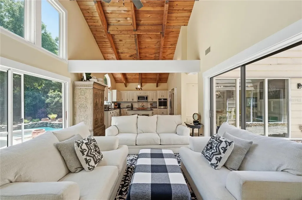 105 Sweet Bay Lane Longwood FL 32779