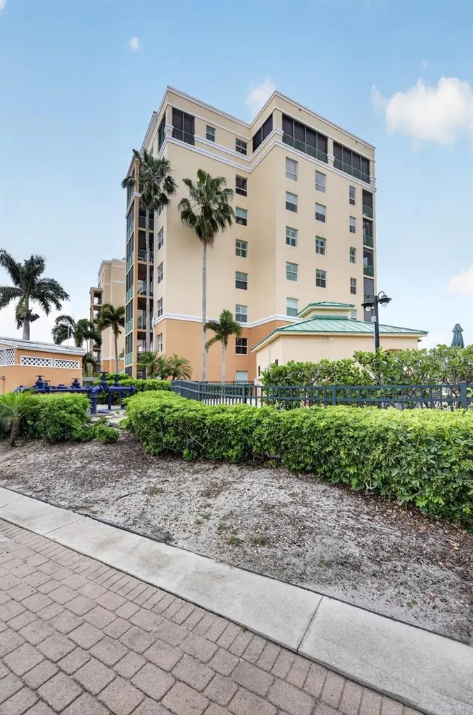 2090 Matecumbe Key Road Punta Gorda FL 33955