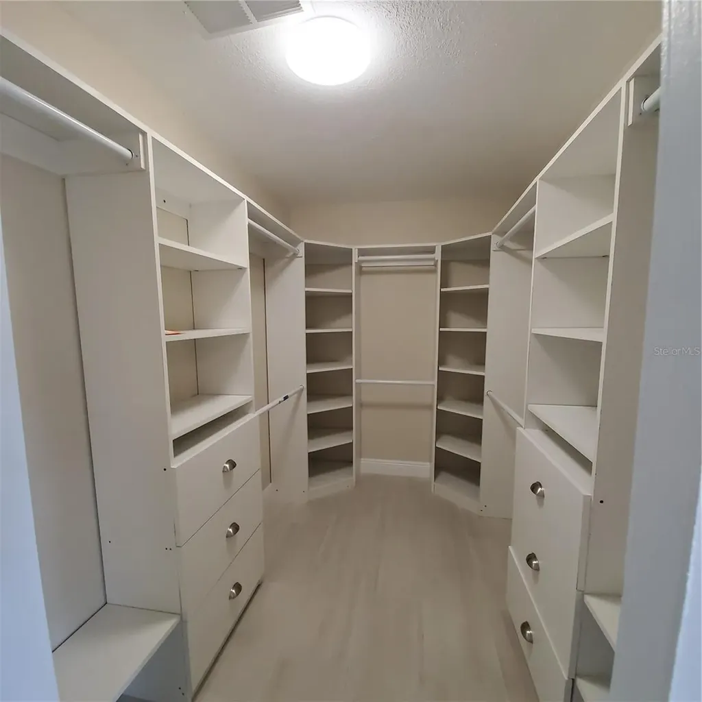 421 E Kaley Street Orlando FL 32806