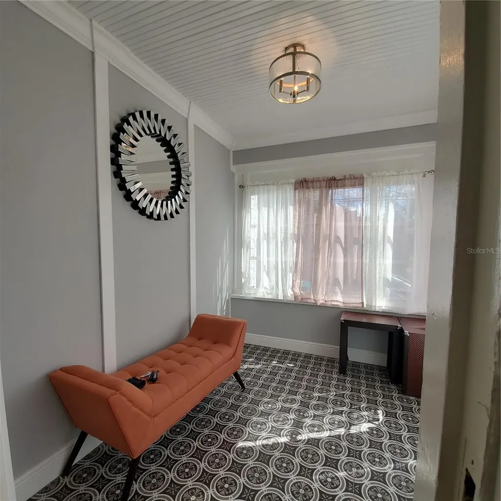 421 E Kaley Street Orlando FL 32806
