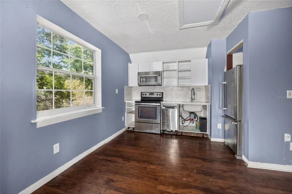 421 E Kaley Street Orlando FL 32806