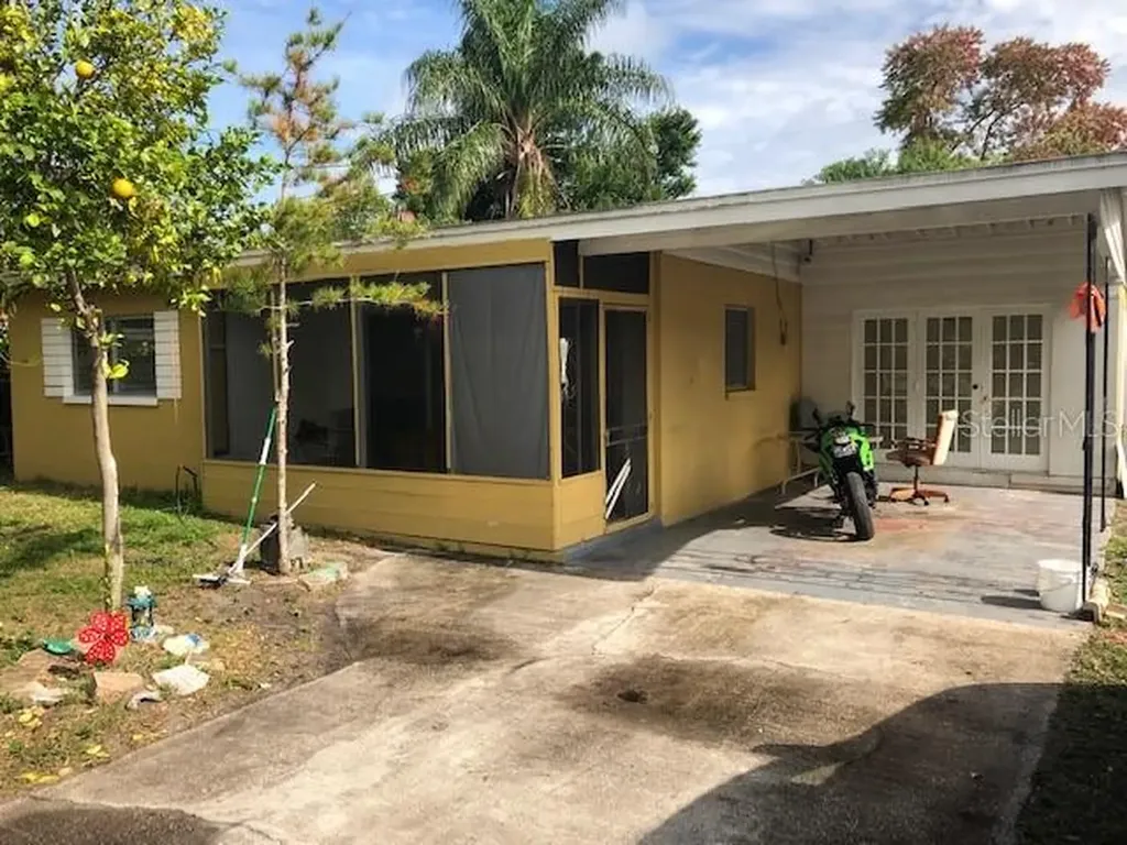 1955 N Old Coachman Road Clearwater FL 33763