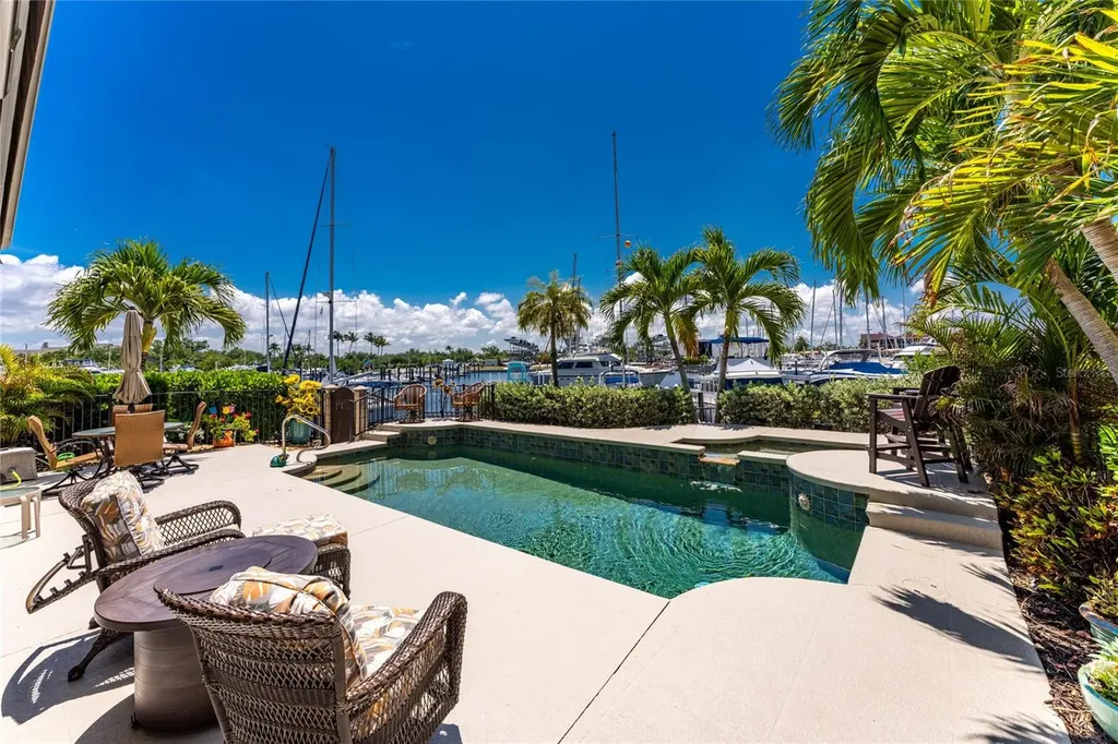 3213 Sunset Key Circle Punta Gorda FL 33955