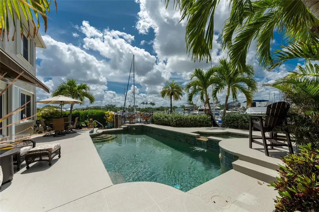 3213 Sunset Key Circle Punta Gorda FL 33955