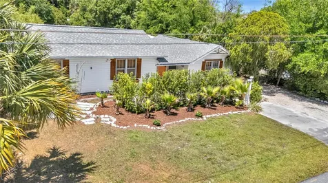 3560 Martin Avenue Mount Dora FL 32757