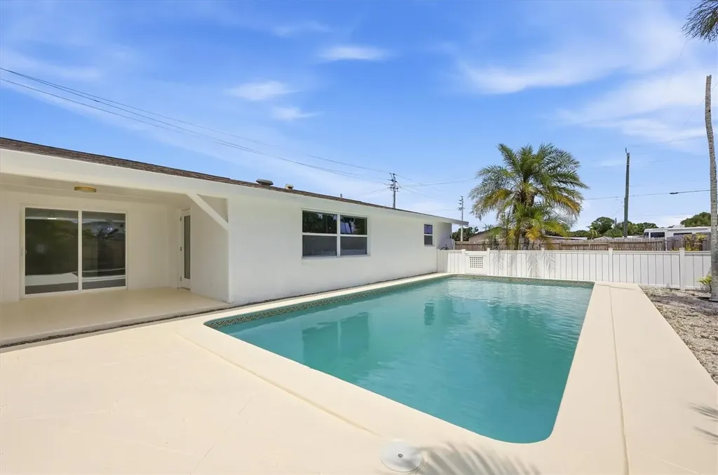 761 S Venice Boulevard Venice FL 34293