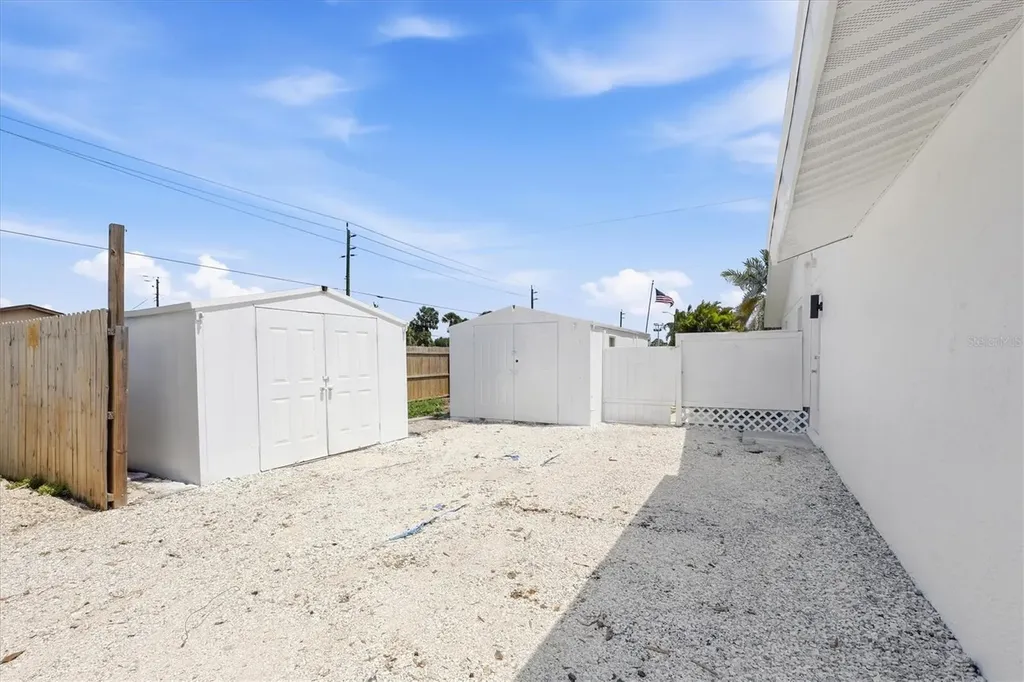 761 S Venice Boulevard Venice FL 34293